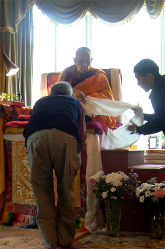 Offering to Rizong Rinpoche